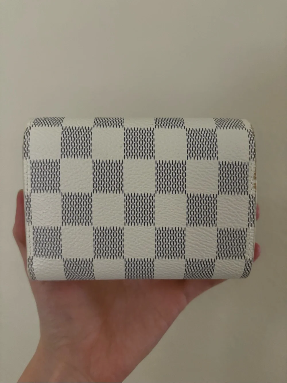Louis Vuitton White Damier Azur Wallet with Pink Button and pink interior